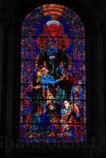 世界上最大的照片拼图，由3万多张照片组成