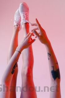 全世界腿最细的女人，世界上腿最细的女人