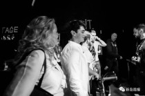 天天唱歌发朋友圈的句子世界上最解压的纯音乐