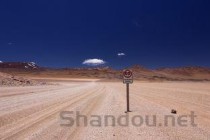 世界上最遥远的地方，距离最近的大陆有1700英里远