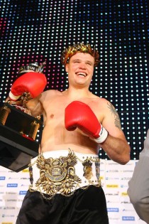 完美世界黄昏3-1巨兽技能能打断吗（完美世界恐怖巨兽排名前十名）