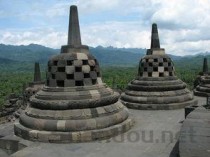 世界上最古老的斧头，距今有49000年