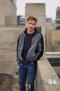 世界上最长的牛仔裤，长68米宽35米